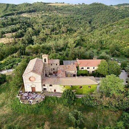 Agriturismo San Lorenzo Della Rabatta Cenerente Bagian luar foto